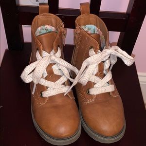 Toddler girl cat and jack boots